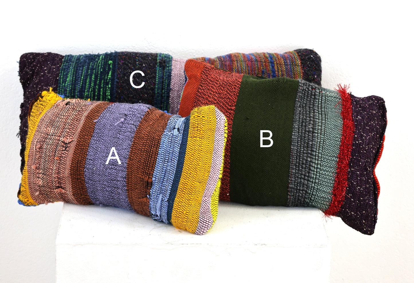 Saori Pillow (F0391)